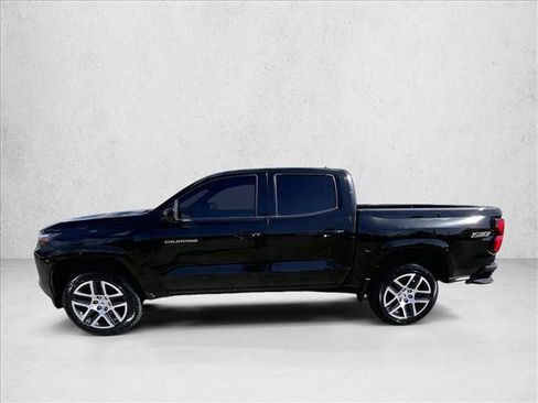 Used 2023 Chevrolet Colorado Z71 w/ Z71 Convenience Package 2 AWD/4WD image 6