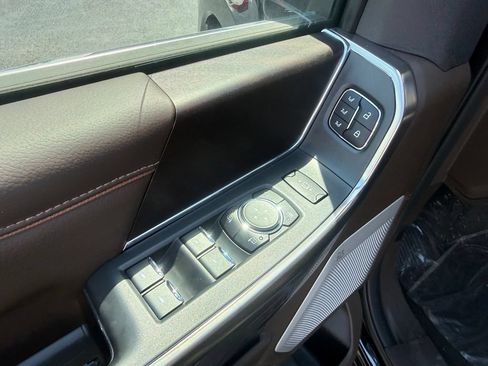 New 2026 Ford F250 King Ranch w/ Chrome Package AWD/4WD image 18