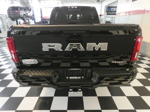 New 2026 RAM 2500 Limited AWD/4WD image 6