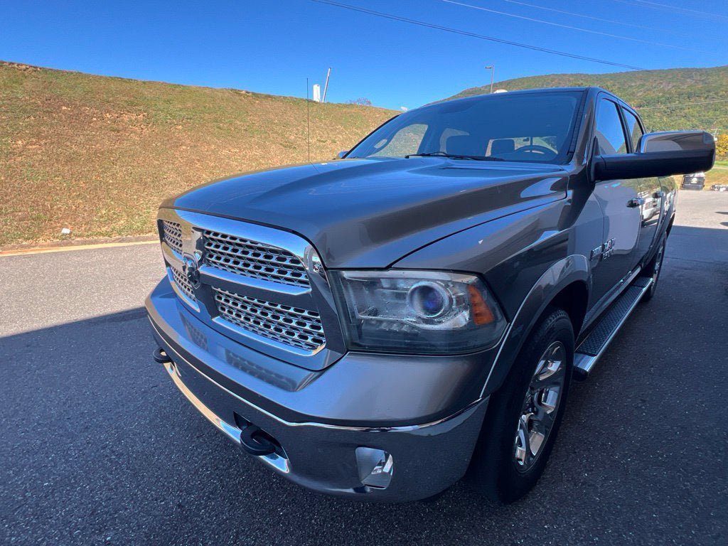 Used 2013 RAM 1500 Laramie w/ Convenience Group AWD/4WD image 1