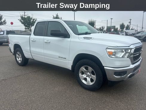 Used 2022 RAM 1500 Big Horn AWD/4WD image 9