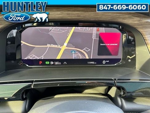 Used 2024 Volkswagen Atlas SEL Premium R-Line image 23