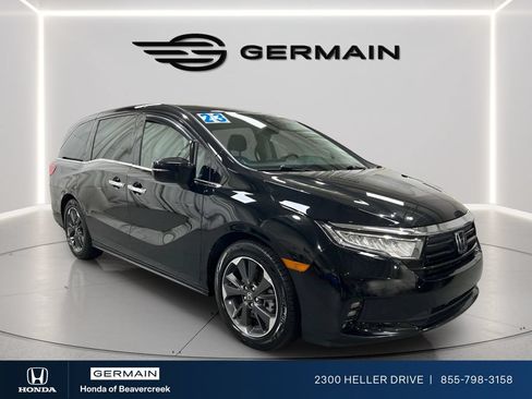Used 2023 Honda Odyssey Elite image 2