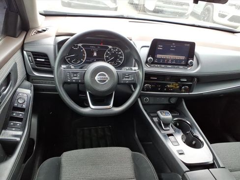 Used 2021 Nissan Rogue S image 12