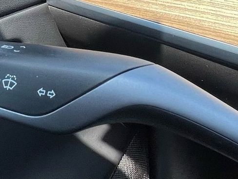 Used 2018 Tesla Model 3 Long Range image 22