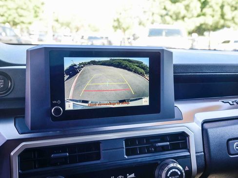 Certified 2025 Toyota Tacoma SR5 image 30