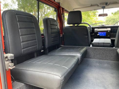 Used 1996 Land Rover Defender image 13