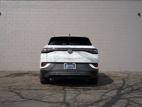Used 2023 Volkswagen ID.4 Pro image 6