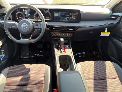 Used 2025 Nissan Kicks SR w/ SR Premium Package AWD/4WD image 21