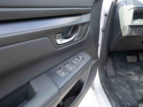 New 2026 Honda CR-V LX image 7