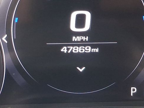 Used 2020 Chevrolet Camaro SS RWD image 19