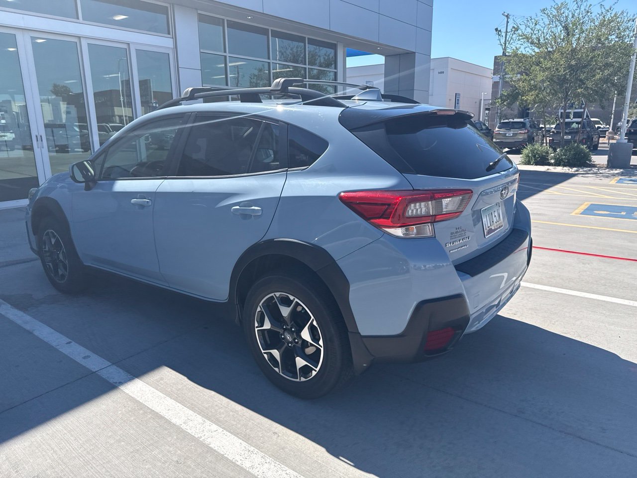 Used 2020 Subaru Crosstrek 2.0i Premium w/ Moonroof Package 2 AWD/4WD image 17