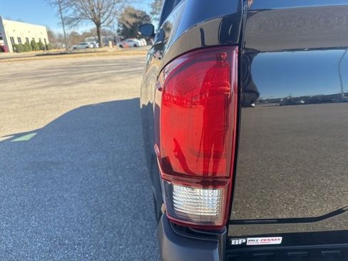 Used 2020 Toyota Tacoma SR w/ Phone Cable & Charge Package image 10