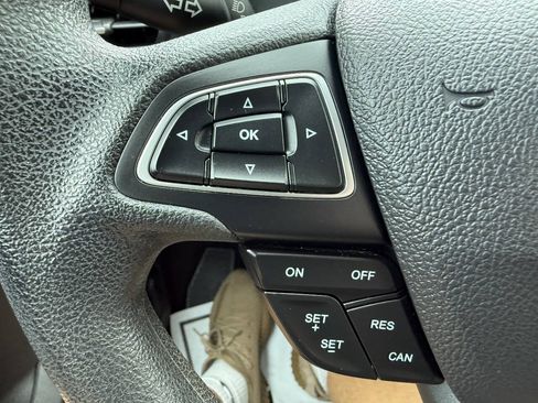 Used 2018 Ford Escape SE w/ SE Sync 3 Package FWD image 26