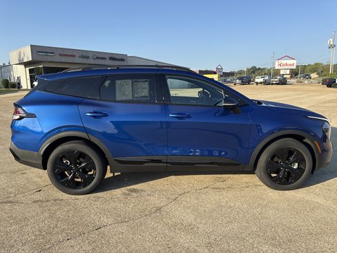 Used 2025 Kia Sportage X-Line image 10
