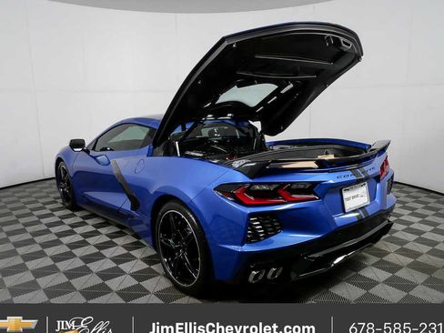 Used 2022 Chevrolet Corvette Stingray Premium Cpe w/ Z51 Performance Package image 29