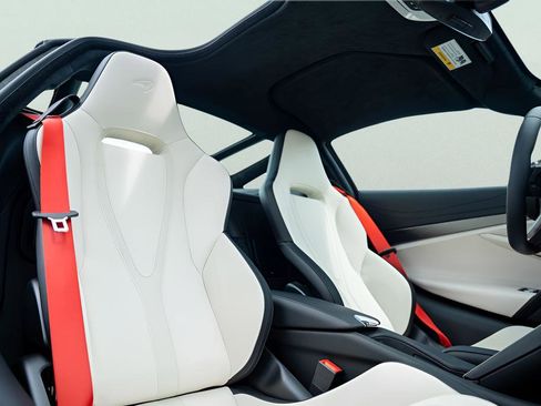 New 2026 McLaren 750S RWD image 50