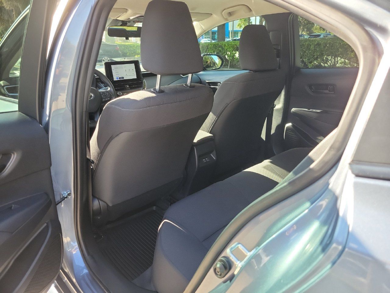 Used 2023 Toyota Corolla LE FWD image 9