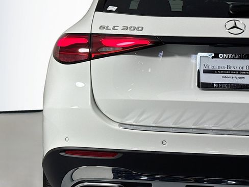 New 2026 Mercedes-Benz GLC 300 image 14
