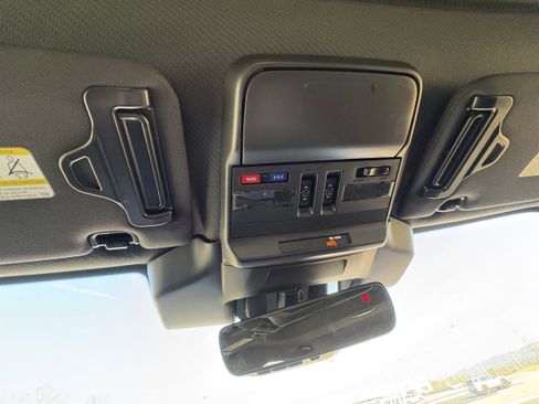 New 2026 Subaru Outback Limited image 24