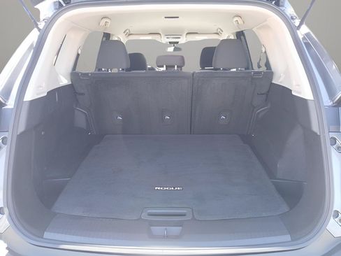 Used 2023 Nissan Rogue SV AWD/4WD image 25