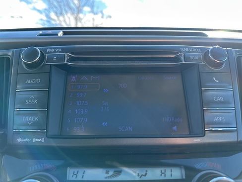 Used 2013 Toyota RAV4 XLE image 22