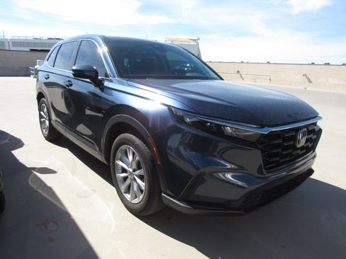 Used 2024 Honda CR-V EX-L image 2