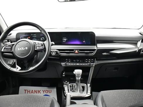 Used 2025 Kia Seltos S image 19