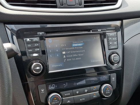 Used 2014 Nissan Rogue SL w/ SL Premium Package AWD/4WD image 19