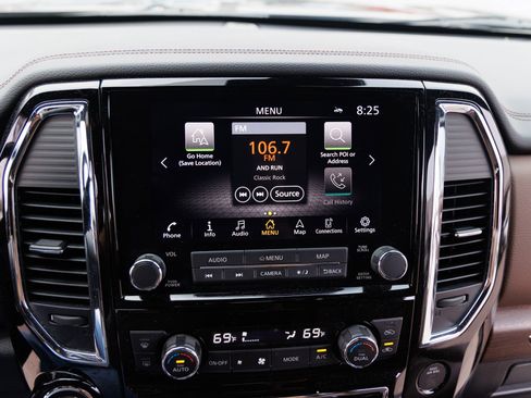 Used 2023 Nissan Titan Platinum Reserve w/ Moonroof Package image 28