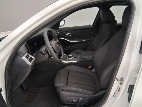 New 2026 BMW 330i 330i w/ Convenience Package image 3