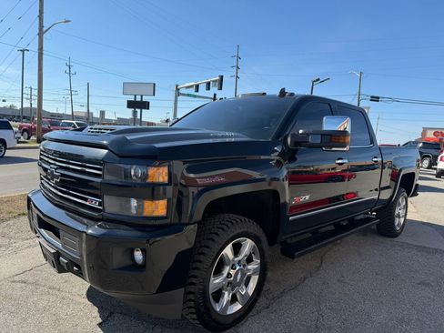 Used 2018 Chevrolet Silverado 2500 LTZ w/ Duramax Plus Package image 5