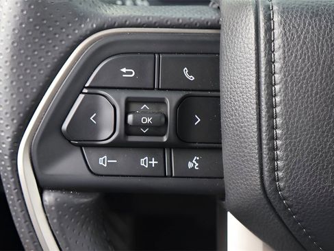 Certified 2025 Toyota 4Runner TRD Off-Road Premium image 22