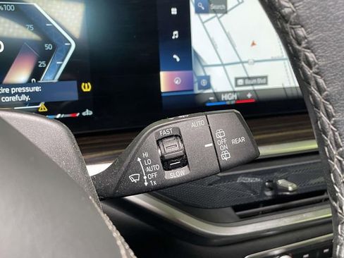 Used 2023 BMW X7 xDrive40i w/ Executive Package image 48