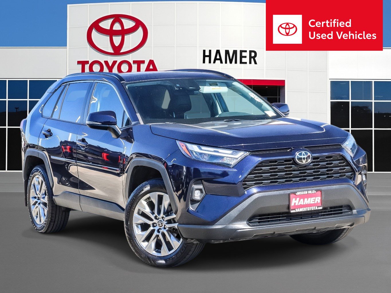 Certified 2022 Toyota RAV4 XLE Premium AWD/4WD image 1