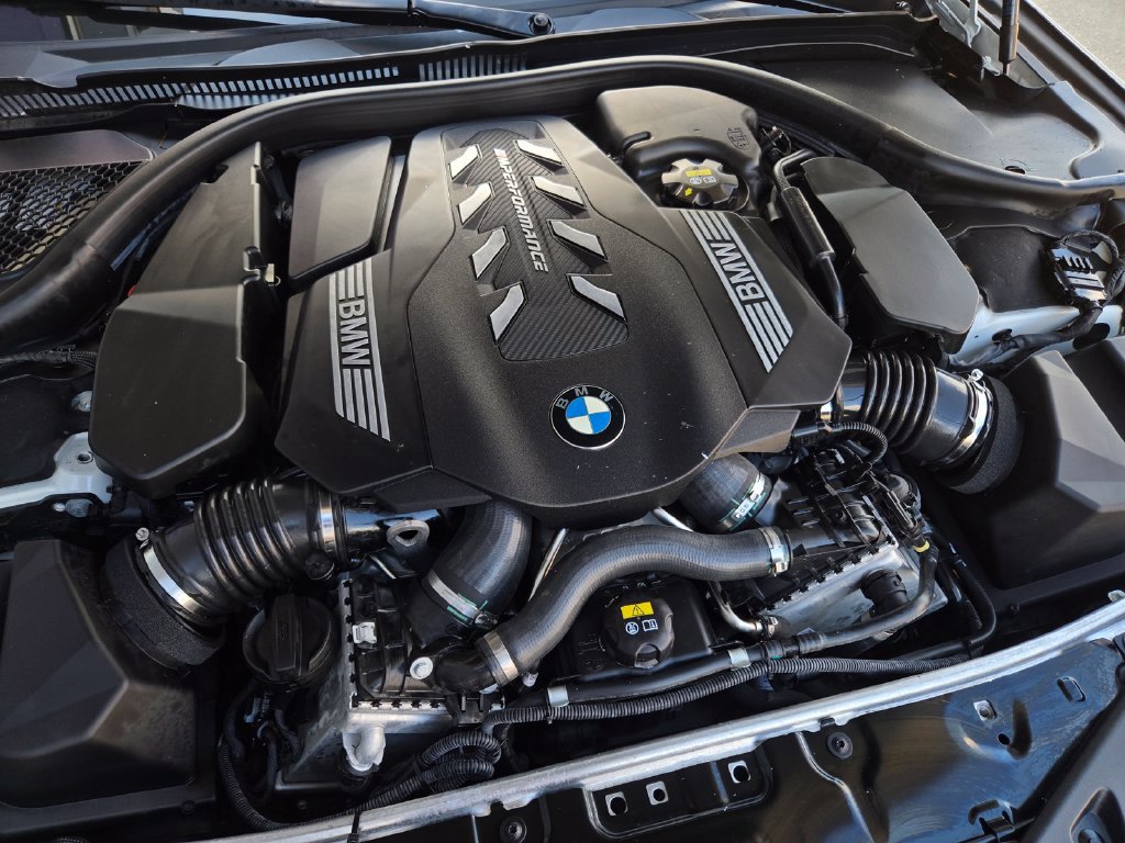 Used 2022 BMW M850i Gran Coupe xDrive AWD/4WD image 39