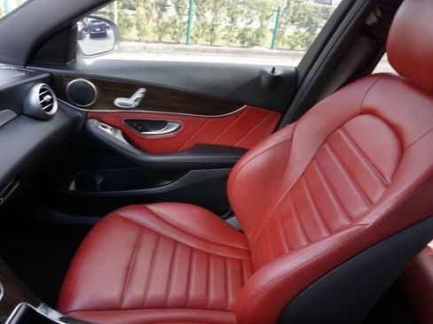 Used 2020 Mercedes-Benz C 300 Sedan image 27