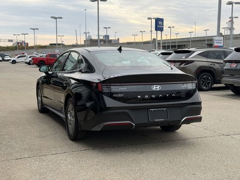 New 2026 Hyundai Sonata SE FWD image 7