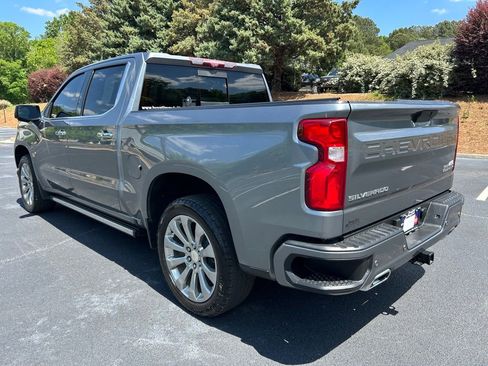 Used 2021 Chevrolet Silverado 1500 High Country w/ Technology Package image 24