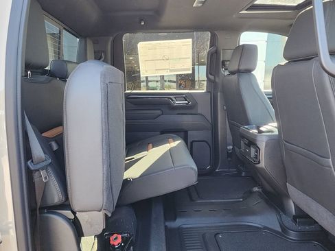 New 2026 GMC Sierra 2500 AT4 w/ AT4 Premium Plus Package image 47