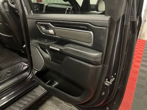 Used 2019 RAM 1500 Laramie image 46