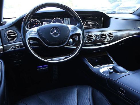 Used 2014 Mercedes-Benz S 550 Sedan image 17