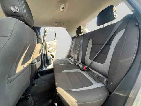 Used 2025 Chevrolet TrailBlazer LT AWD/4WD image 24