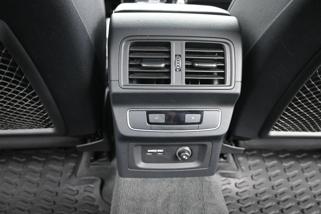 Used 2022 Audi SQ5 Premium Plus AWD/4WD image 29
