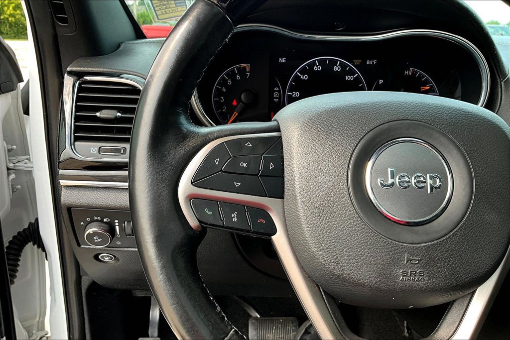 Used 2021 Jeep Grand Cherokee Overland AWD/4WD image 13