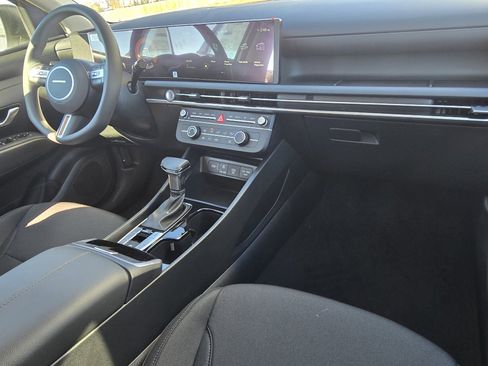 New 2026 Hyundai Tucson SE image 36