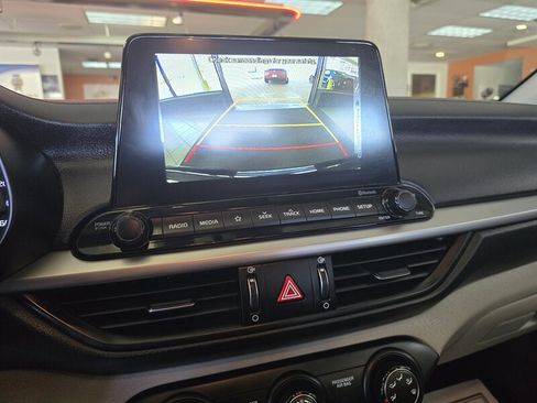 Used 2021 Kia Forte LXS image 19