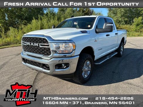 Used 2024 RAM 2500 Big Horn AWD/4WD image 4