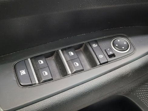 Used 2023 Kia Forte LXS FWD image 27