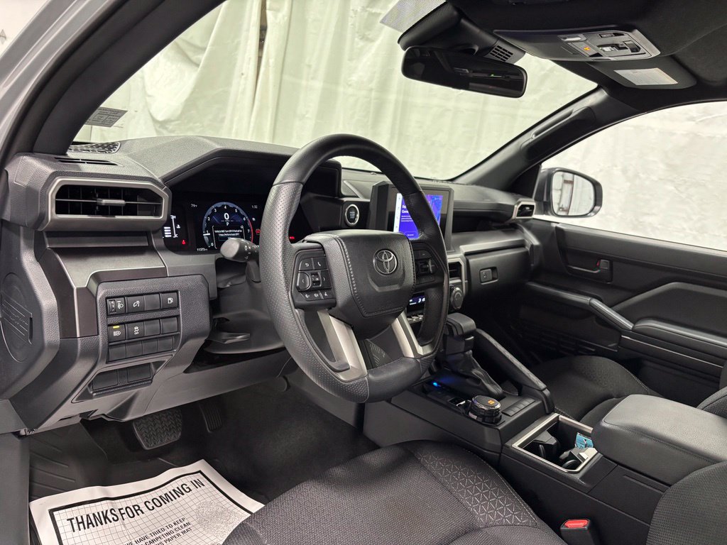 Used 2026 Toyota 4Runner SR5 AWD/4WD image 15